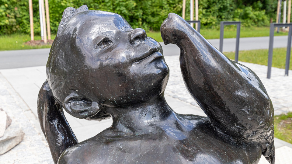 Vandalismus an „Mädchen mit der Taube“