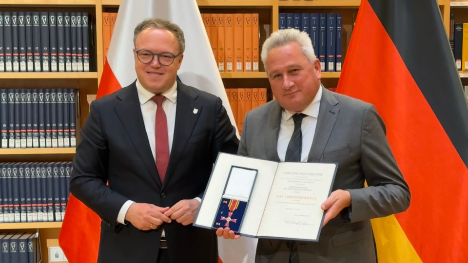 Einsatz gegen die Umdeutung der Geschichte Einsatz gegen die Umdeutung der Geschichte