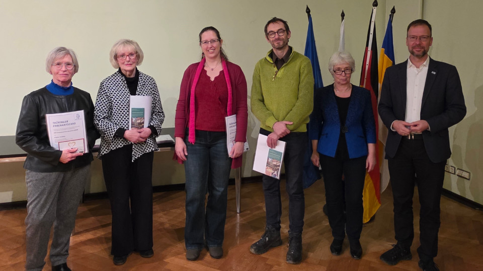 Würdigung für ehrenamtliches Engagement Würdigung für ehrenamtliches Engagement