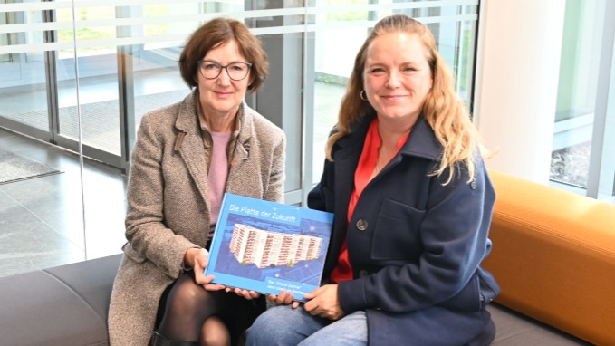 Neues Buch: „Die Platte der Zukunft. Das Smarte Quartier Jena-Lobeda als Reallabor“ Neues Buch: „Die Platte der Zukunft. Das Smarte Quartier Jena-Lobeda als Reallabor“