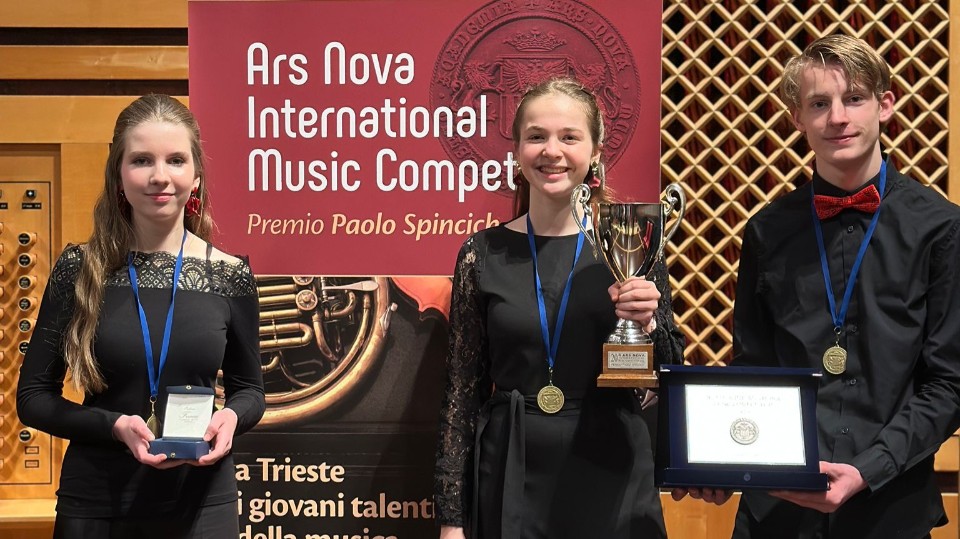 Trio gewinnt internationalen Ars-Nova-Wettbewerb