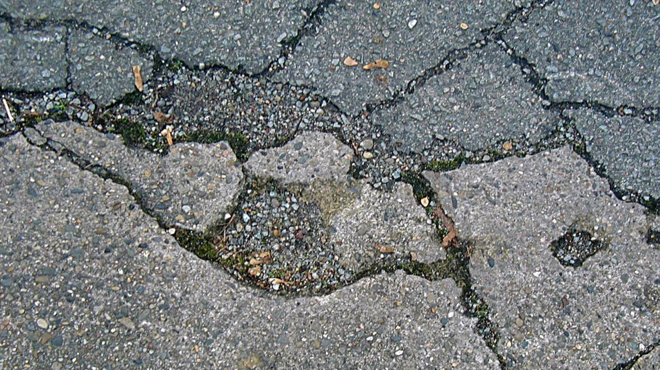 Tempo 30 auf Camburger Straße