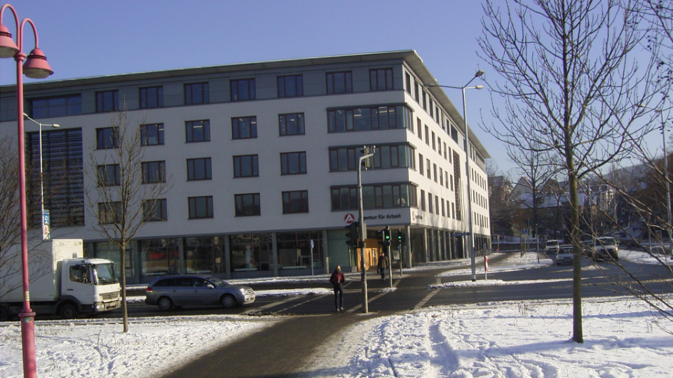 Arbeitslosigkeit leicht gesunken