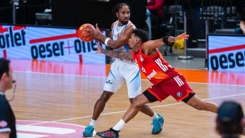 Science City kassiert deutliche Niederlage gegen Bayern München