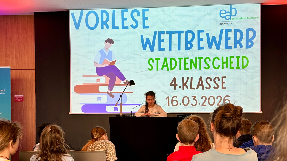 Elsa Heiderich gewinnt den Vorlesewettbewerb der 4. Klassen 