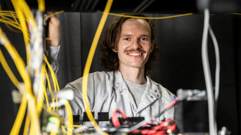 Präzise Synchronisation für Quantenkommunikationsnetze