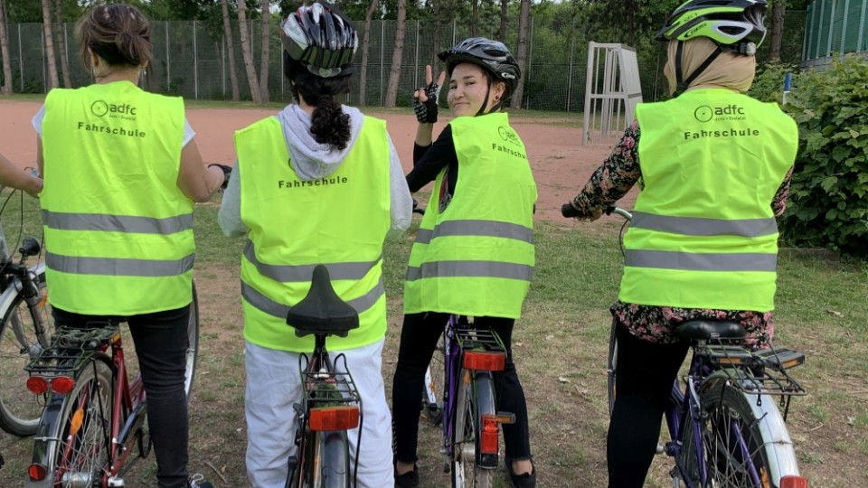 Start der Frauenfahrradschule 