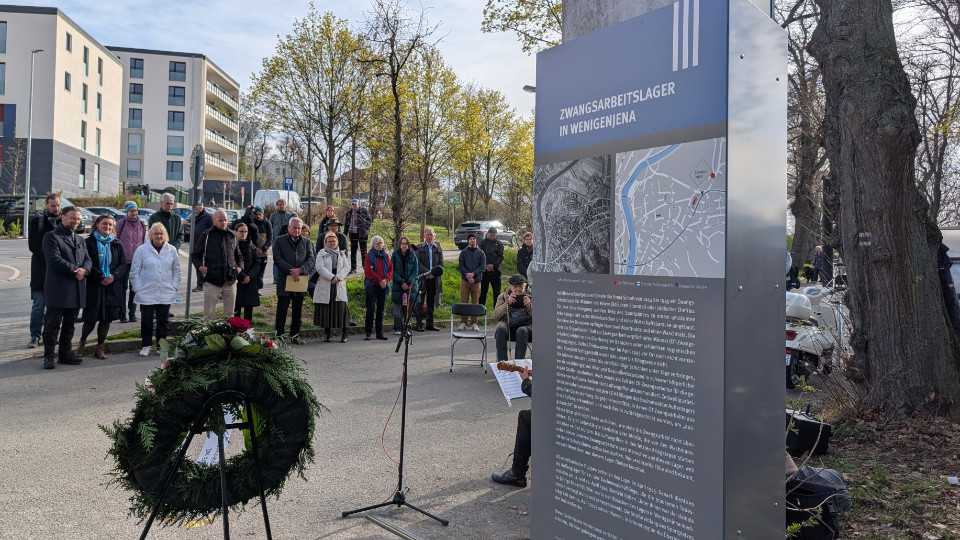 Steleneinweihung in Wenigenjena