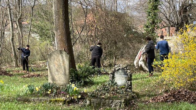 Arbeitseinsatz auf dem Johannisfriedhof