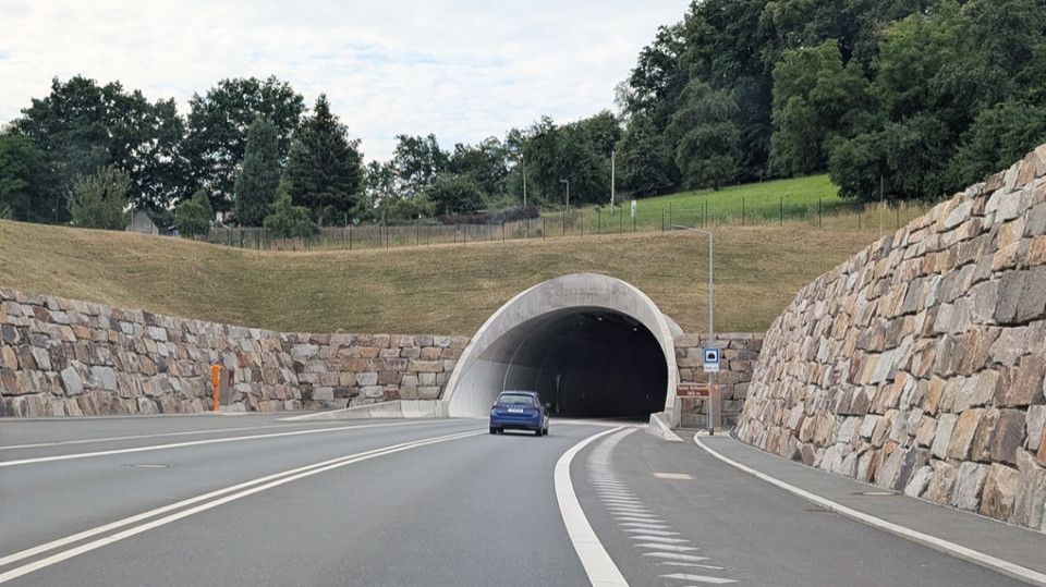 Nächtliche Vollsperrung am Tunnel Rothenstein