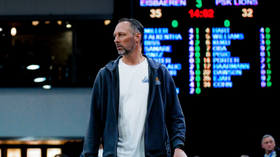 Steven Esterkamp wird neuer Headcoach bei Science City Jena Steven Esterkamp wird neuer Headcoach bei Science City Jena