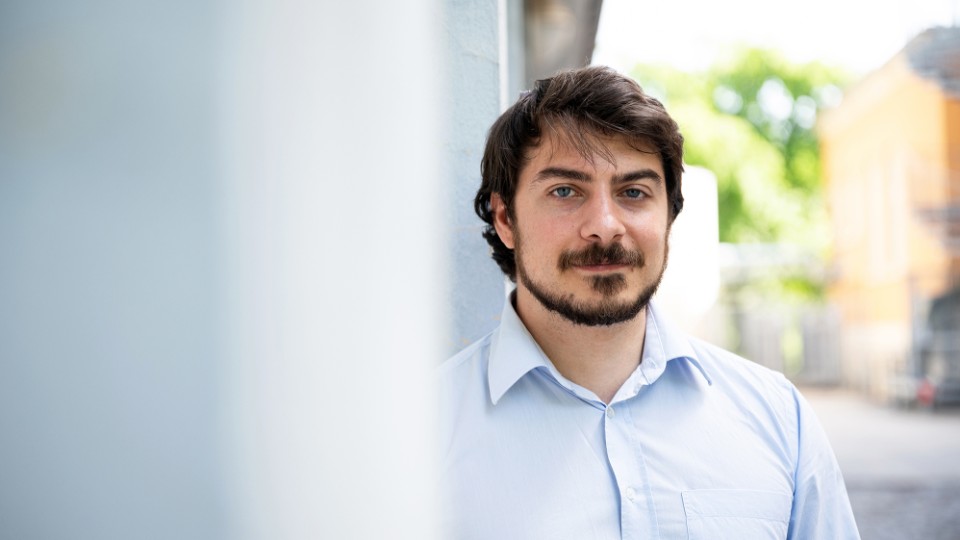 Jenaer Physiker erforscht die Geheimnisse Schwarzer Löcher