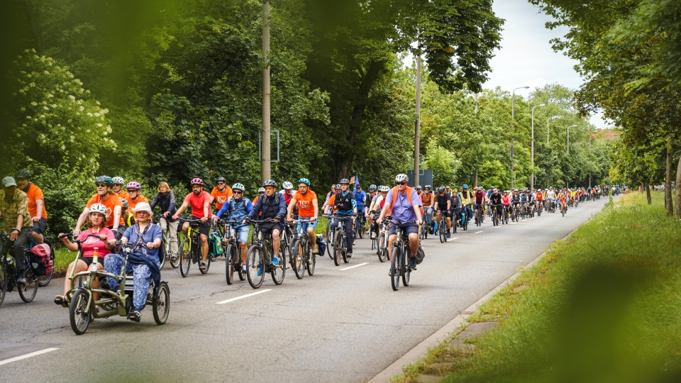 Hunderte Radfahrer bei Thüringer Sternfahrt