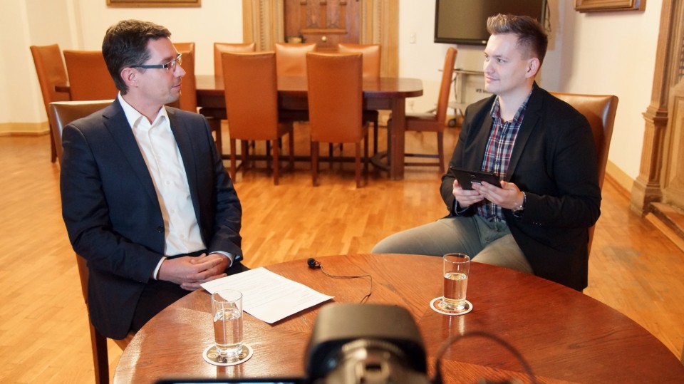 Heute-19-30-Uhr-live-B-rgersprechstunde-des-Altenburger-OB