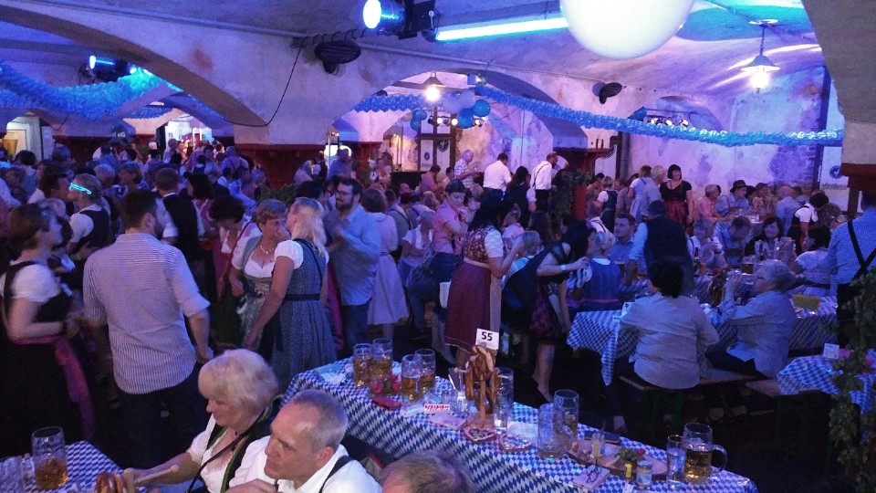 Vorverkauf-f-r-Oktoberfest-l-uft