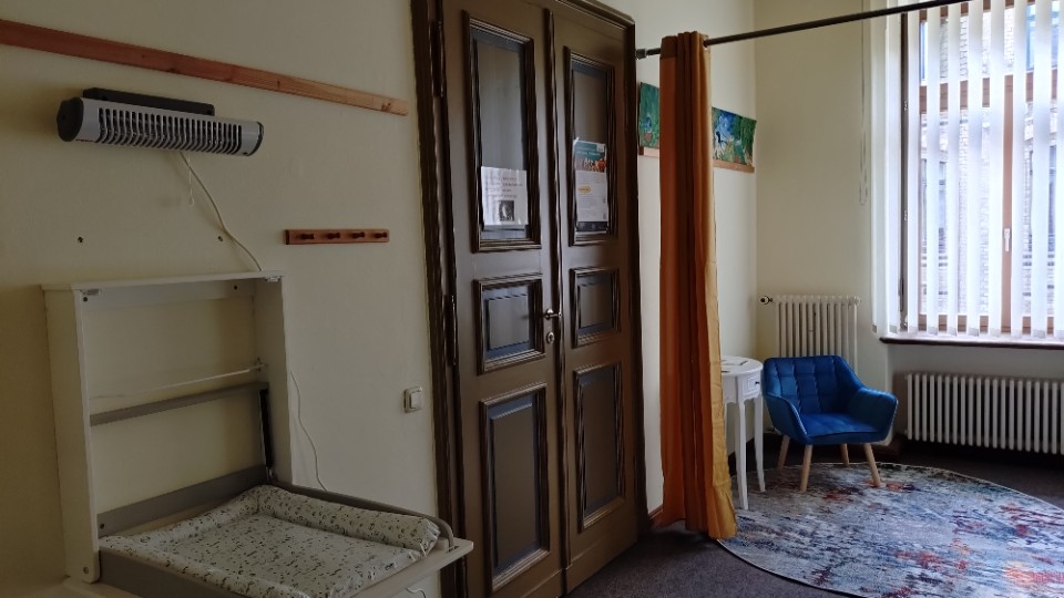 Neuer-Still-und-Wickelpunkt-an-Musikschule-eingerichtet