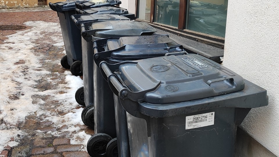 Nach-Wintereinbruch-M-llabfuhr-l-uft-wieder-an