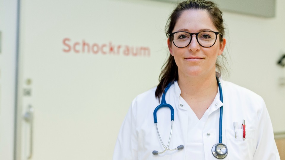 Klinikum-mit-h-chster-Stufe-der-Notfallversorgung