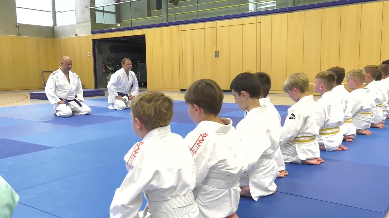 Letztes Training vor Sommerpause: Judoabteilung Blau-Weiß 69 Parchim auf der Matte Letztes Training vor Sommerpause: Judoabteilung Blau-Weiß 69 Parchim auf der Matte