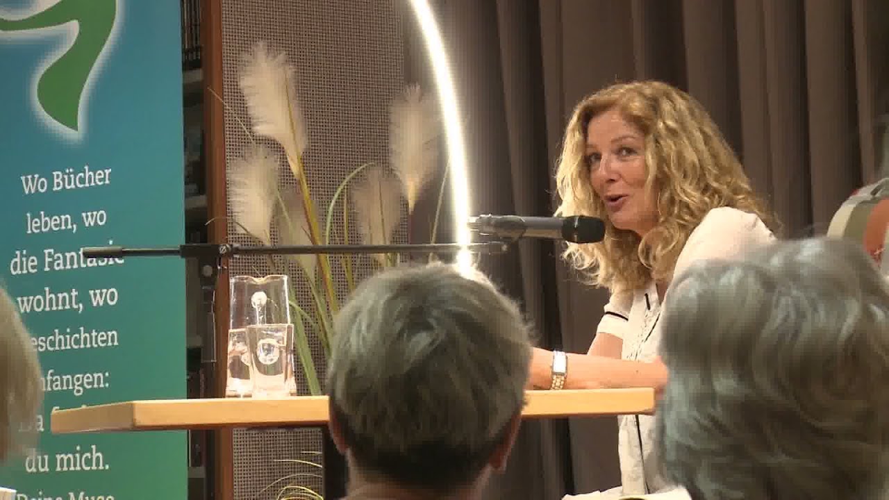 Bettina Tietjen liest bei Thalia in Schwerin Bettina Tietjen liest bei Thalia in Schwerin