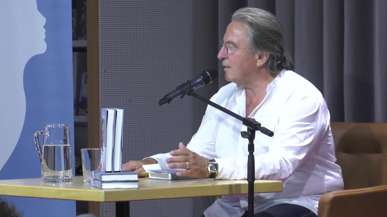 Umgang mit Ostdeutschland ist verfassungswidrig: Dr. Peter-Michael Diestel bei Thalia Schwerin Umgang mit Ostdeutschland ist verfassungswidrig: Dr. Peter-Michael Diestel bei Thalia Schwerin