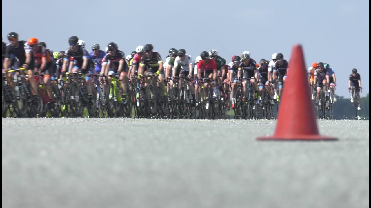 Sprinten auf der Landebahn: Parchimer Airport-Race 2021 Sprinten auf der Landebahn: Parchimer Airport-Race 2021