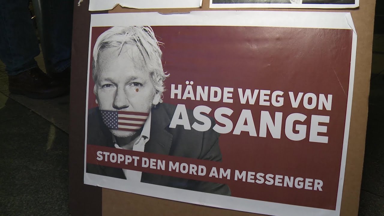 Mahnwache für Julian Assange in Schwerin