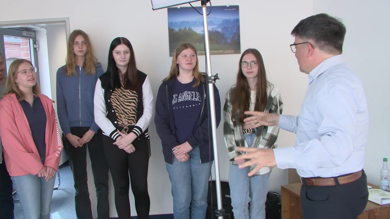 Berufe in den Medien – Schülerinnen aus Dömitz bei TV Schwerin