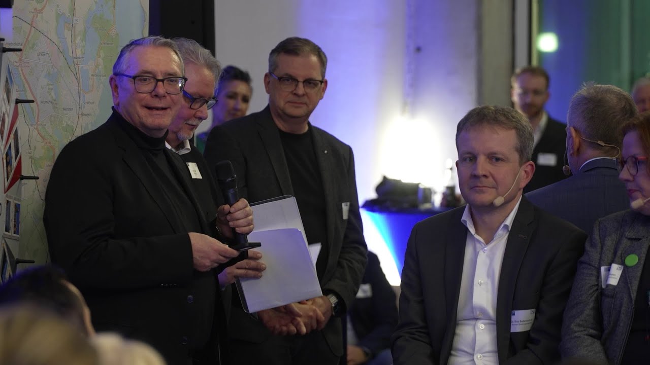 Beginn der heißen Phase - OB-Kandidaten in Schwerin stellen sich dem Publikum