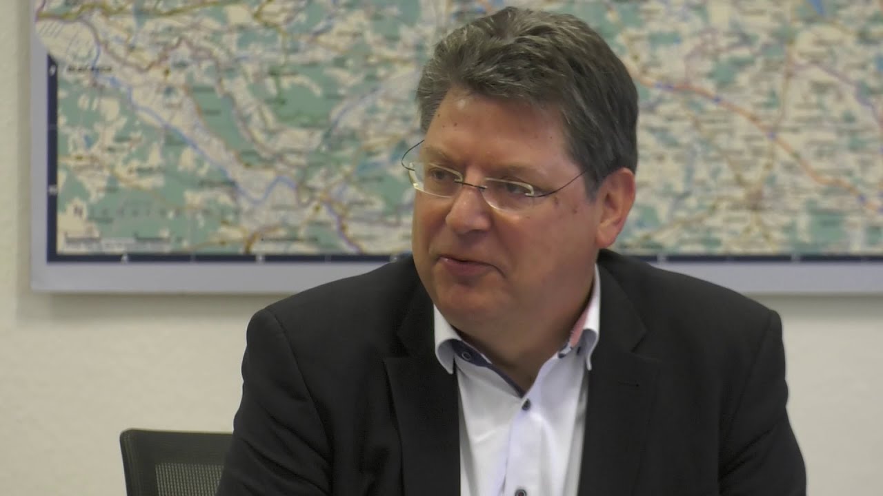 Erhalt vor Neubau: Straßenbauprogramm 2023 vorgestellt