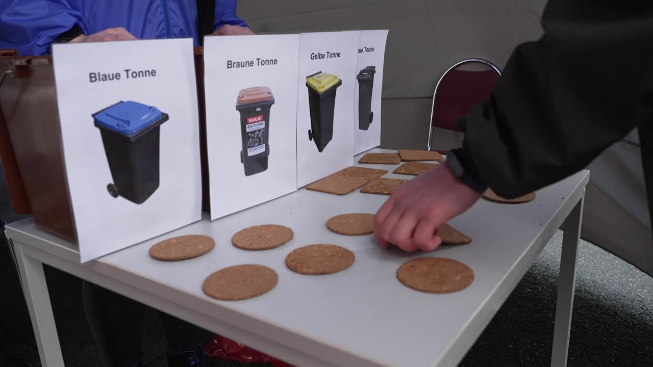 Schrubberparty sorgt trotz Schauer für gute Laune