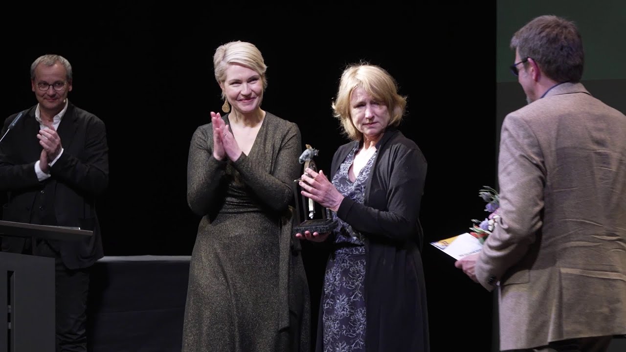 32. Filmkunstfest MV geht mit fulminanter Preisgala zu Ende