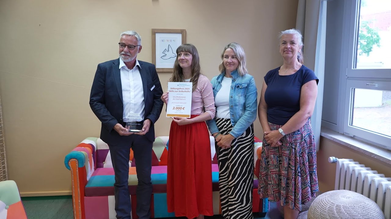 Bürgerstiftung der VR-Bank Mecklenburg fördert Bücherbox für Schule auf der Insel Poel