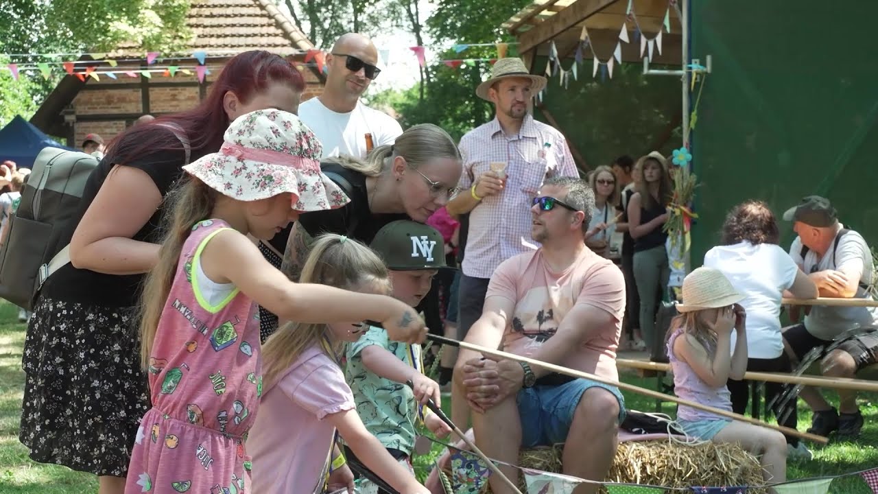 Miteinander - Füreinander: 60 Jahre Dorffest Dorf Mecklenburg