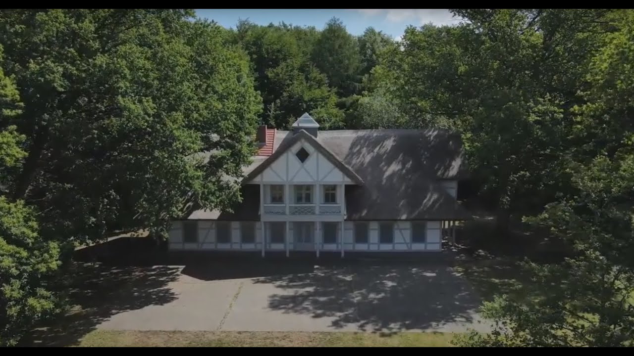 Historisches Bauwerk im Schlosspark Ludwigslust erfolgreich saniert