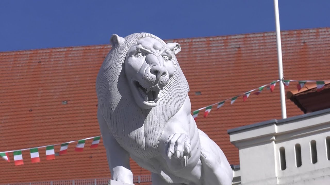 Schwerin: Stadt der Löwen