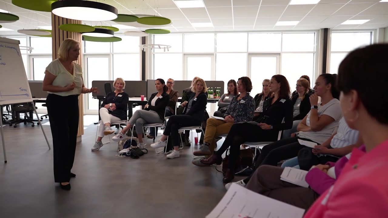 Pilot-Projekt in M-V: Frauenfestival soll Frauen im Beruf stärken