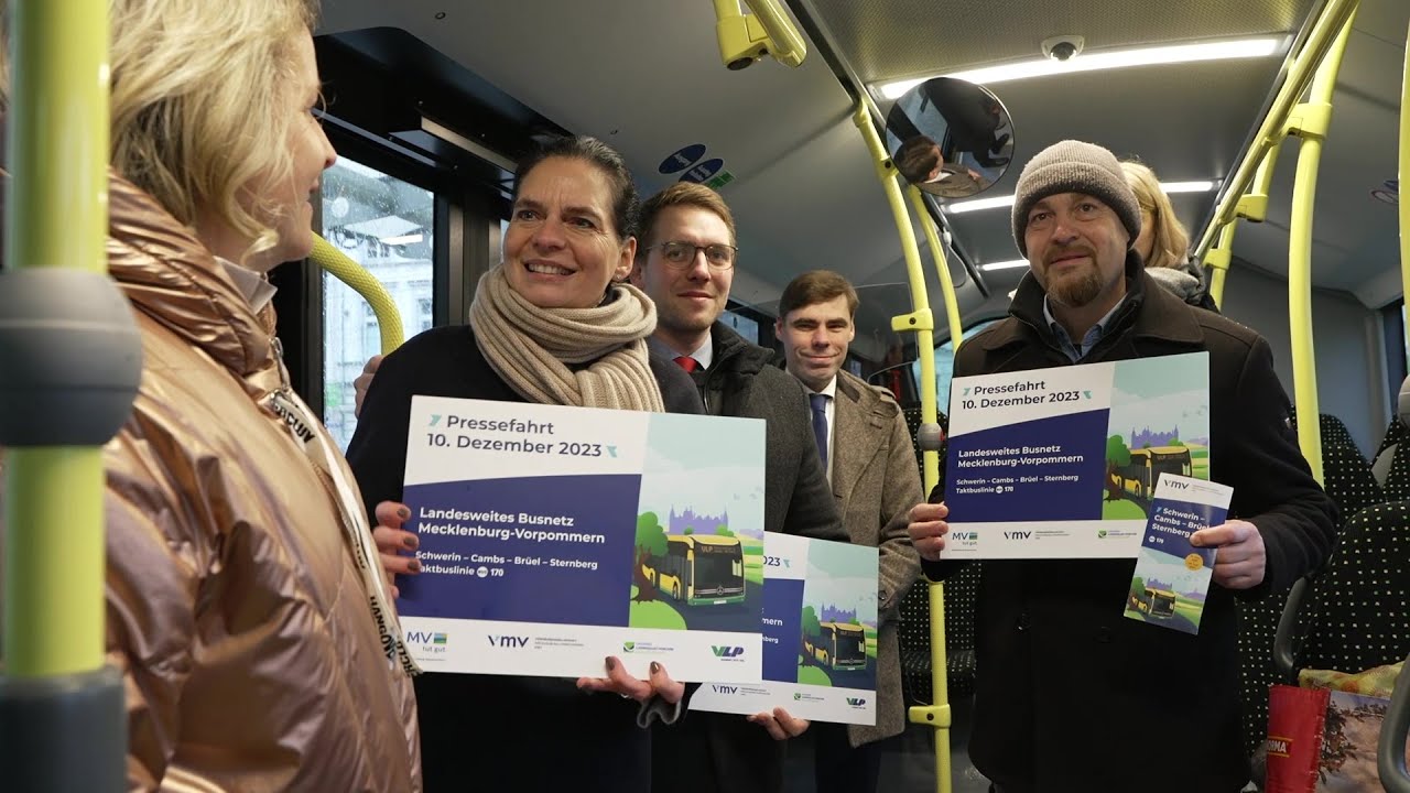 Mobilitätsoffensive in M-V: Regiobuslinie der VLP startet