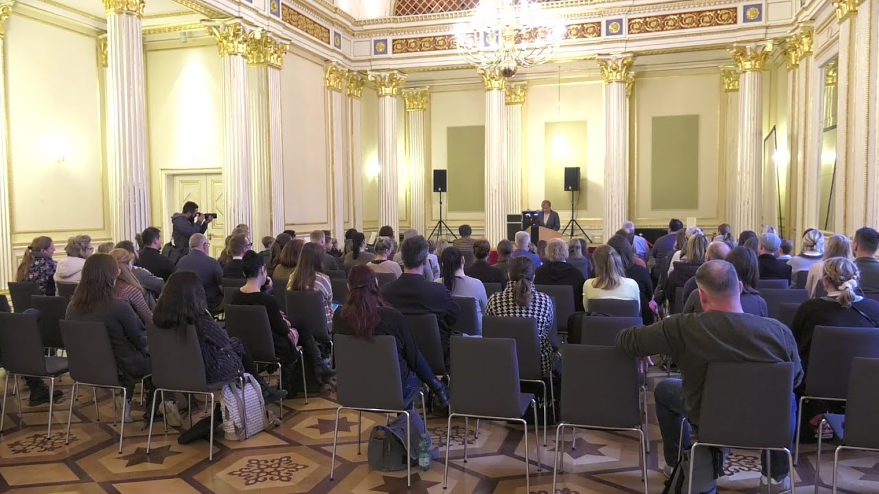 Seiteneinsteiger starten Qualifizierung zu Lehrkräften in M-V