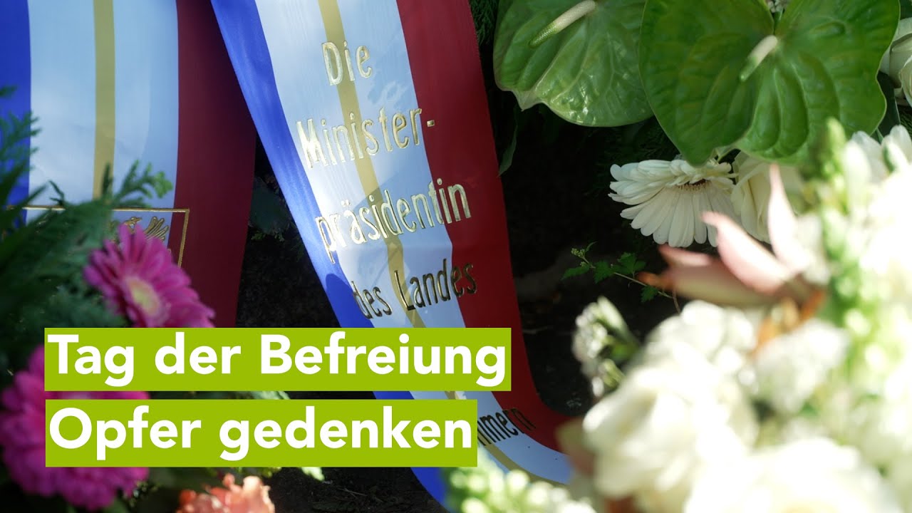 „Die Mutter“ mahnt - Kranzniederlegung am Tag der Befreiung in Raben-Steinfeld