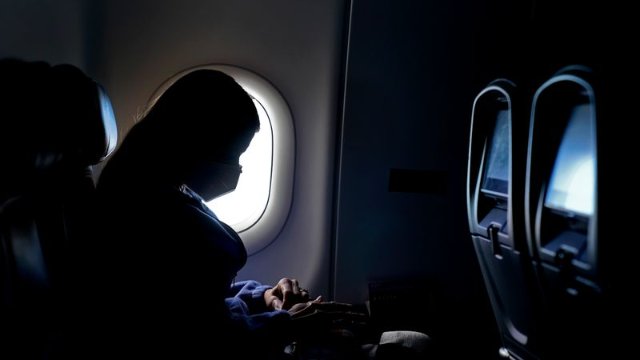 Keine Regeln mehr: Maske im Flugzeug trotzdem tragen?