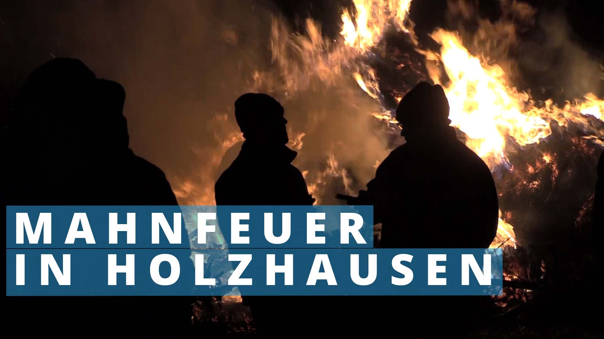 Bauern wehren sich: Hunderte Unterstützer und Landwirte beim Mahnfeuer in Holzhausen