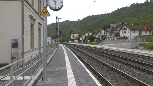 Bahnhof in Kamp Bornhofen erstrahlt in neuem Glanz