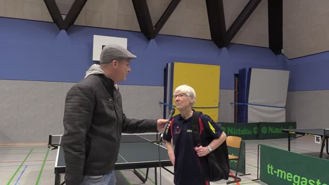 83-jährige Heidi Wunner ist Weltmeisterin im Tischtennis