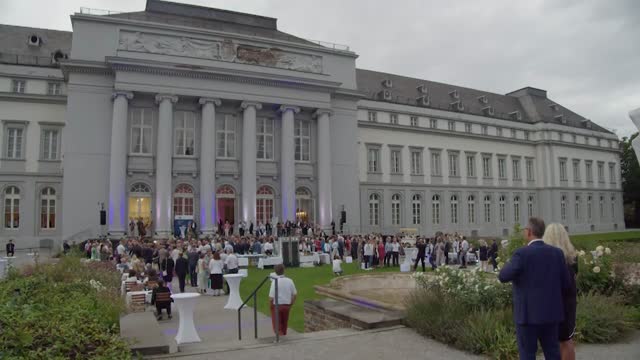 Der Sommerabend der Wirtschaft