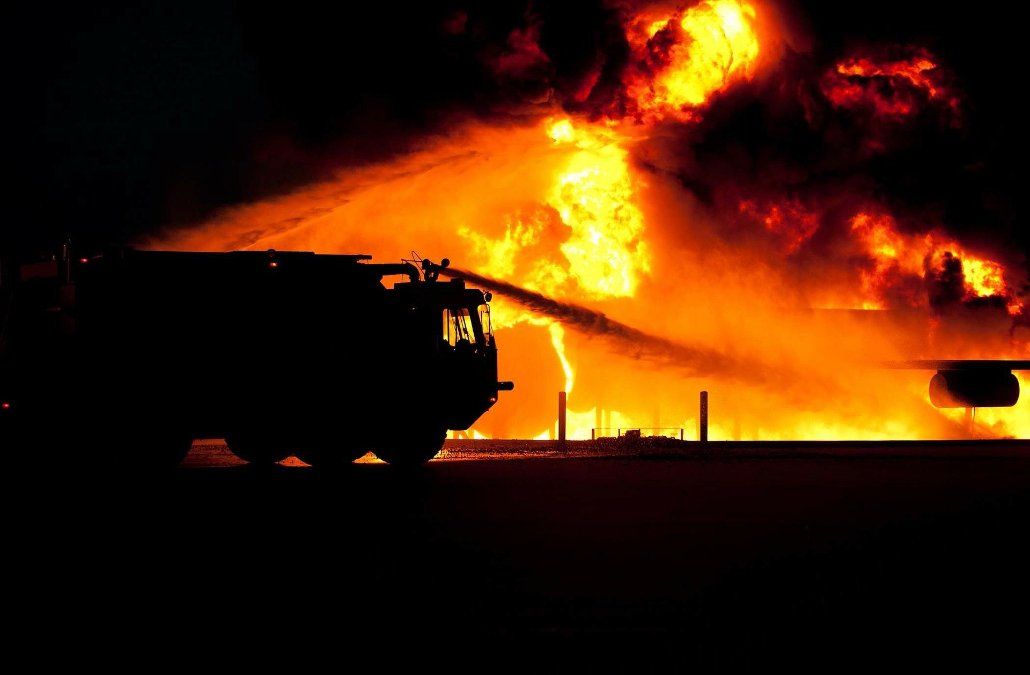 Tanklastwagen explodiert auf Haiti Tanklastwagen explodiert auf Haiti