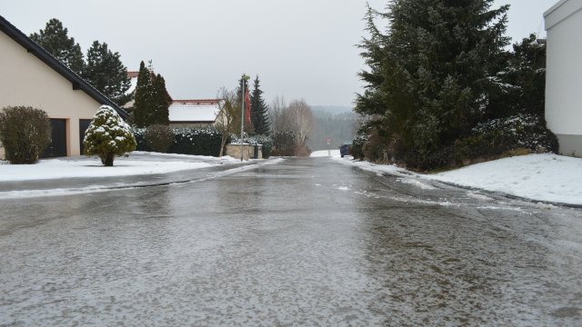 DWD warnt vor Glatteis