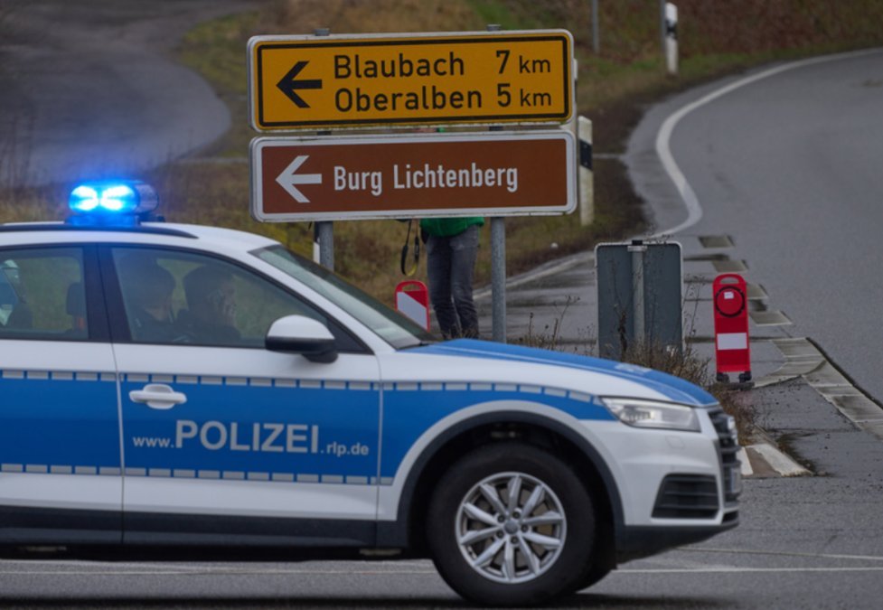 Nach tödlichen Schüssen auf Polizeibeamte: Tatverdächtiger festgenommen Nach tödlichen Schüssen auf Polizeibeamte: Tatverdächtiger festgenommen