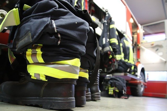 Vermeintlicher Gefahrgutaustritt sorgt für Großeinsatz der Feuerwehren