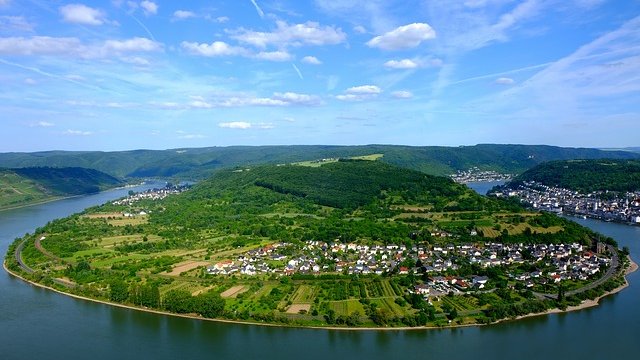 Erste Platten zwischen Koblenz und Bingen realisiert